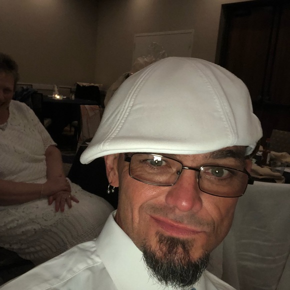 Meet your Posher, Mike - Picture 2 of 2